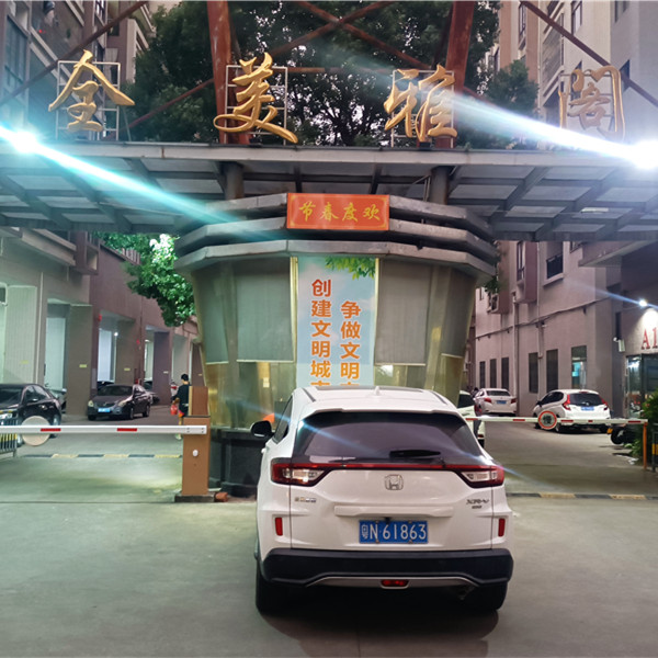 陆丰全美地产全美雅阁物业装置必博bibo车牌识别系统